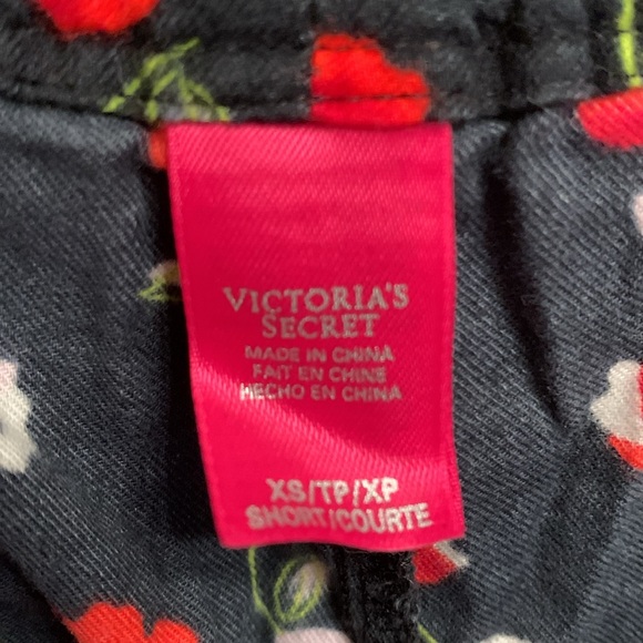 Victoria’s Secret Floral Navy Pajama Long Sleeve Button Down Set 100% Cotton XS - Picture 5 of 7